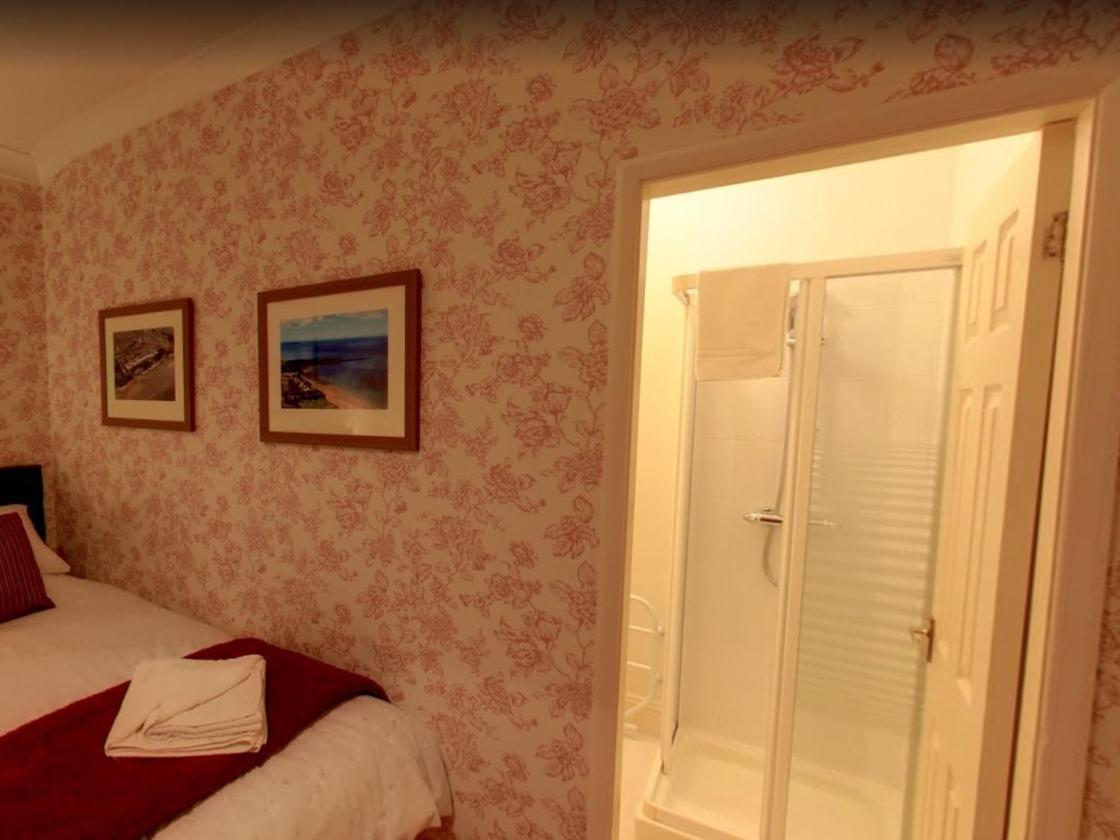 Bed and Breakfast Athol House Filey Camera foto